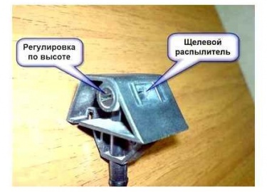 Замена форсунок омывателя Nissan жук Итак двинули далее.В параллель с установкой упора для капота мы озадачились с ребятами из InService заменой шт...