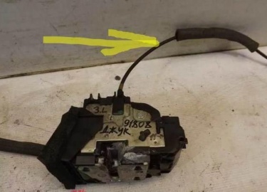 Что нужно знать при покупке автомобиля Ниссан Джук, какие слабые места, на что смотреть
