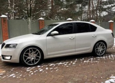 Прежде чем покупать новый Nissan Murano или любую другую машину, предварительно стоит изучить отзывы владельцев, которые поделились своим опытом вл...