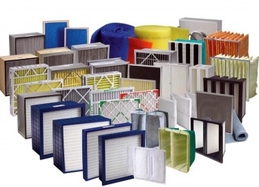 Замена воздушного фильтра в автомобиле Ниссан Патфайндер требуется каждые 10 тыс км пробега. Если местность сильно загрязнена, агрегат меняется чащ...