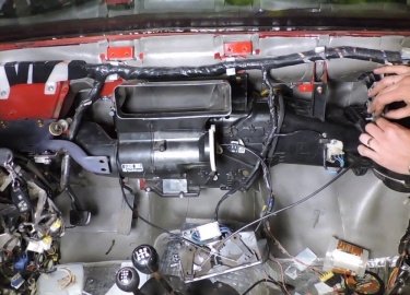 Если печка не греет, этому есть простая причина. Способы устранения неисправности приведены в статье.
