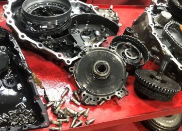 Вариаторная трансмиссия JF017E рассчитана на эксплуатацию без ремонта на протяжении не менее 150 тыс. км. Проверить работоспособность можно при дви...