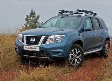 1,9 Полный привод На рисунке показан дифференциальный распределитель Torsen в разрезе. 1. привод (привод передней оси); 2. полый вал (привод от