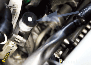 Проверка уровня и состояния жидкости вариатора на Nissan Juke. Где расположен щуп проверки. Какой уровень жидкости должен быть? Инструкция проверки