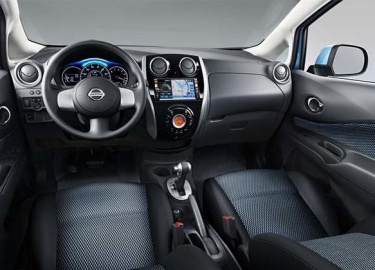 Замена масла в автоматической коробке передач Nissan Note. Выбор оригинального масла atf и аналогов для АКПП Ниссан Ноут. Замена фильтра АКПП Нисса...