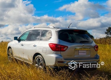 Таблица с размерами и объемом багажника Nissan Pathfinder в литрах. Стандартный объем багажника Ниссан Патфайндер и со сложенными сиденьями. Все по...