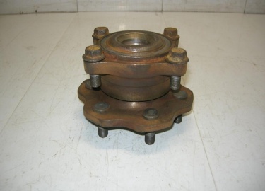 Подборка материалов по замене задней ступицы автомобиля Ниссан Патфайндер
