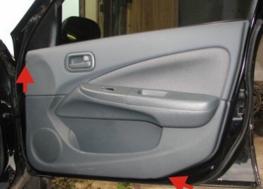 Инструкция по разборке двери на Ниссан Альмера Классик с фото