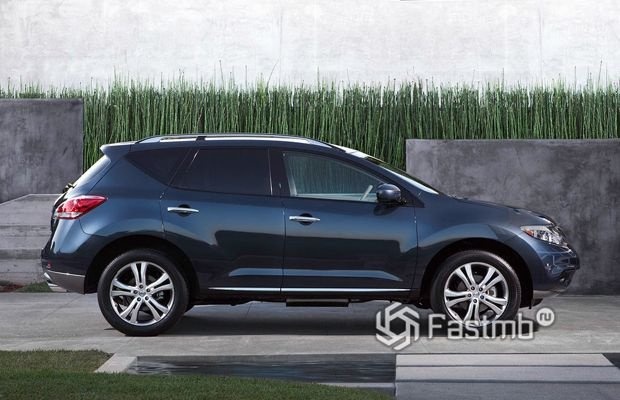 Nissan Murano 2010 США вид сбоку