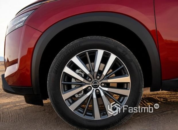 Nissan Pathfinder 2021, диски