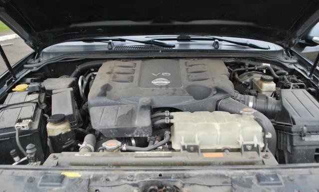 Какое масло лучше заливать в двигатель Nissan Pathfinder 2.5, 3.0, 3.5, 4.0